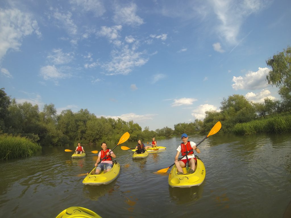 Team Infobest kayaking